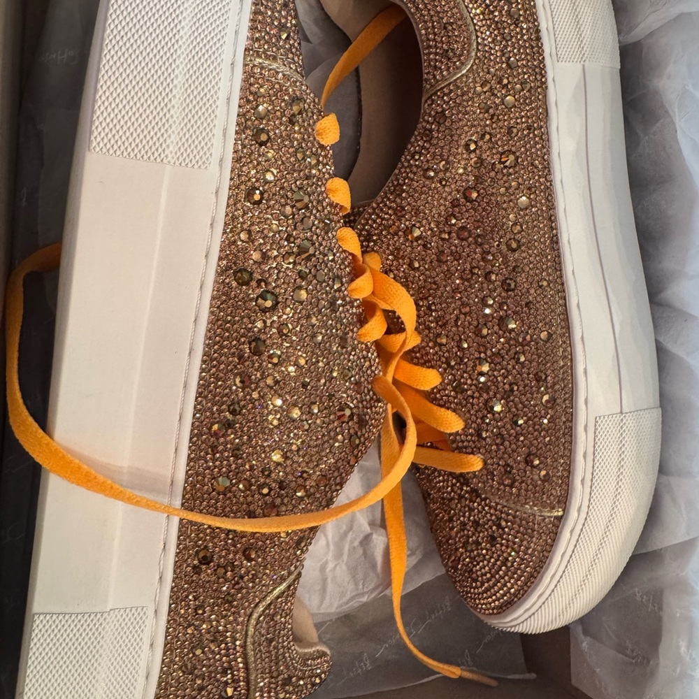 NIB Betsey Johnson rhinestone sneaker gold 8.5 SB-SIDNY